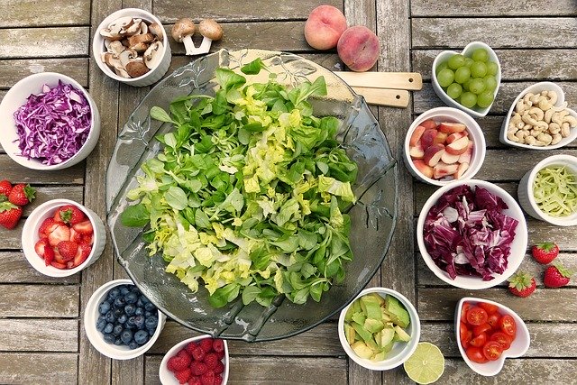 THE BEST SUMMER FOODS TO BEAT THE HEAT